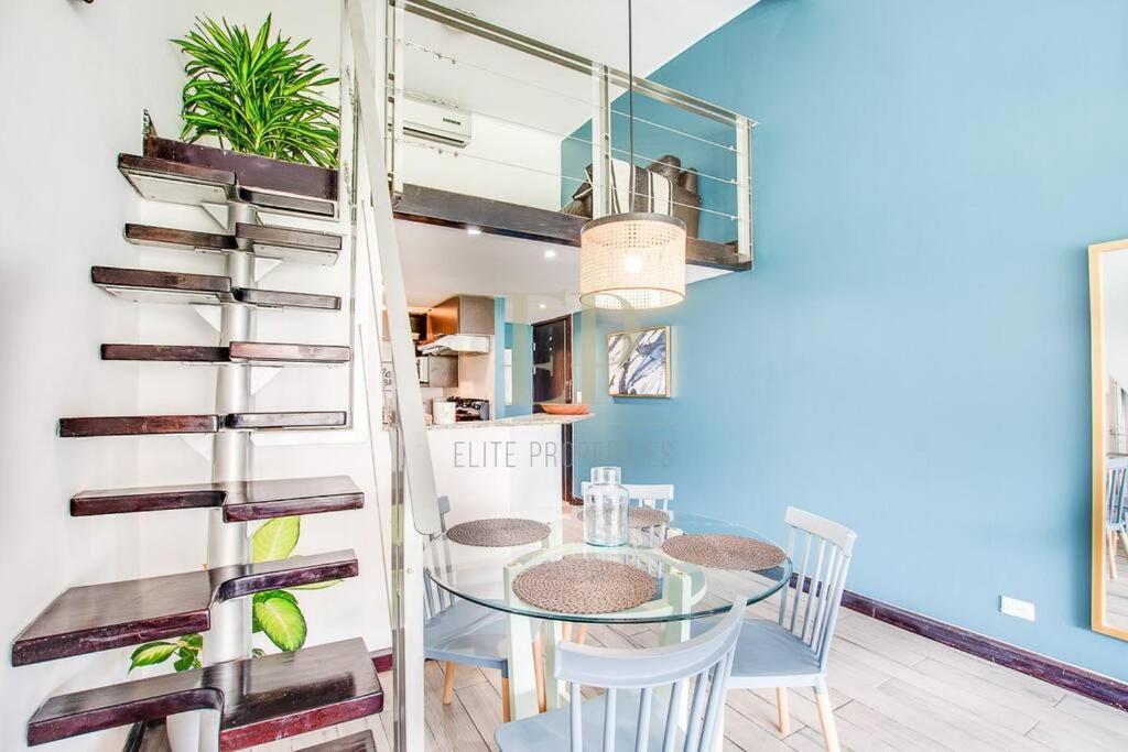 Cr Mariposa Rentals Lakeview Penthouse With Office Space, Pool, Gym, Tennis Santa Ana  Bagian luar foto
